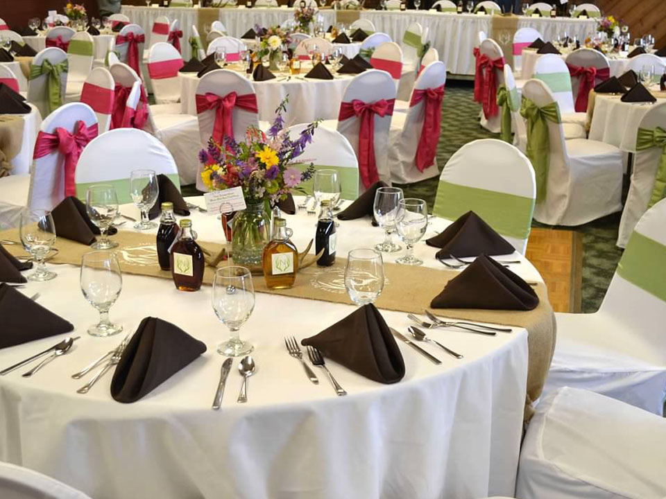 wedding reception dining tables